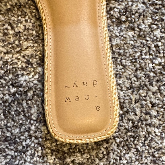 Tan Sandals with Gem Embellishments - Picture 2 of 3